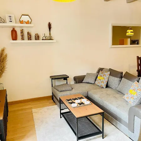 Apartment Maison Gabriel - Au Coeur De La Cite Medievale - T3 75m2 *