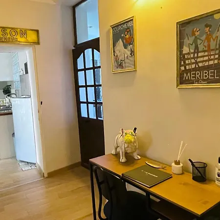 Apartment Maison Gabriel - Au Coeur De La Cite Medievale - T3 75m2 Albertville